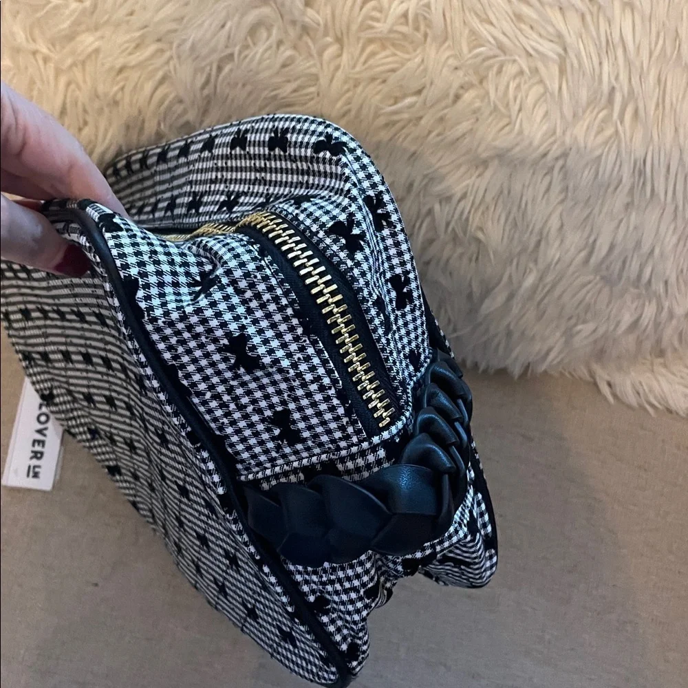 Stoney Clover Lane Large Pouch